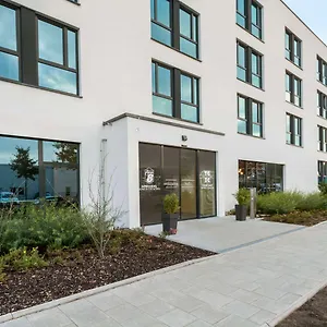 Szálloda Super 8 By Wyndham North, München