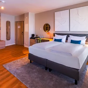 Ramada Encore By Wyndham Messe *** 뮌헨