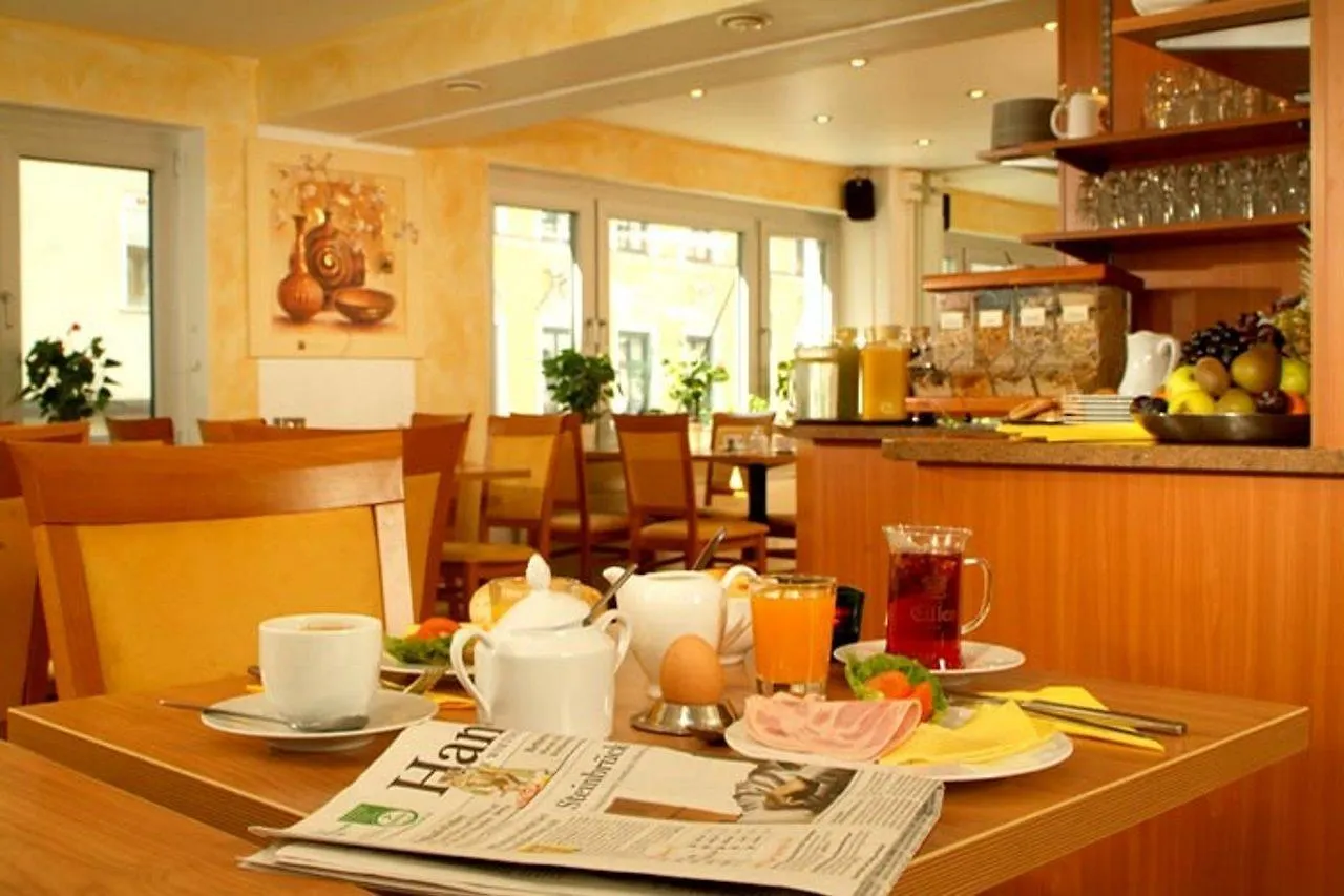 Centro Hotel Mondial Muenchen City, Trademark Collection By Wyndham  Mnichov